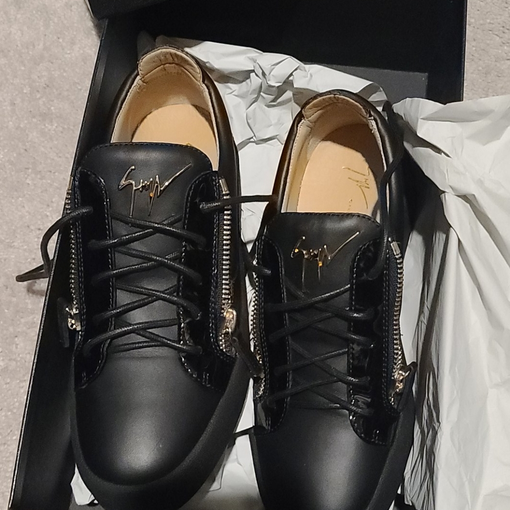 Giuseppe sneakers